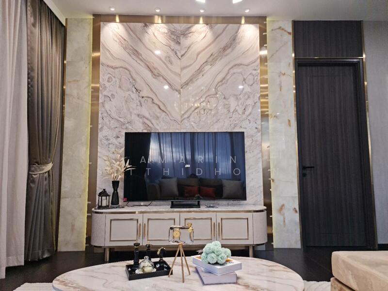 LAVIQ Sukhumvit 57, Bangkok