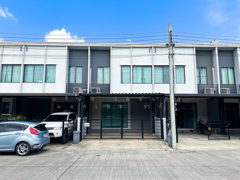 Pleno Ratchaphruek-Rattanathibet, Nonthaburi