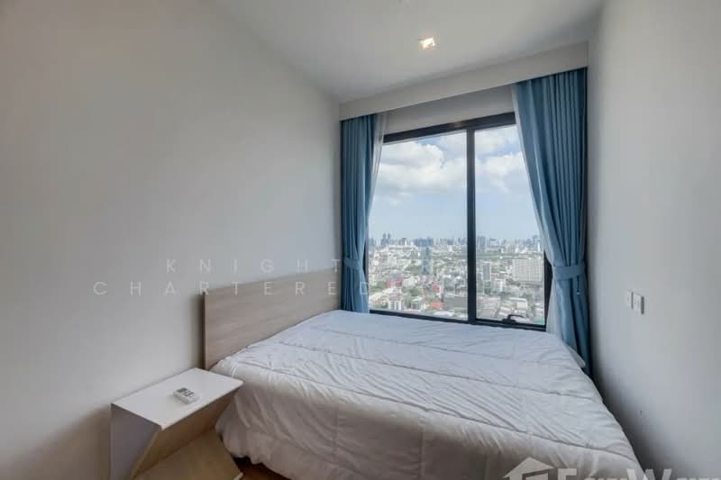 M Jatujak, Bangkok