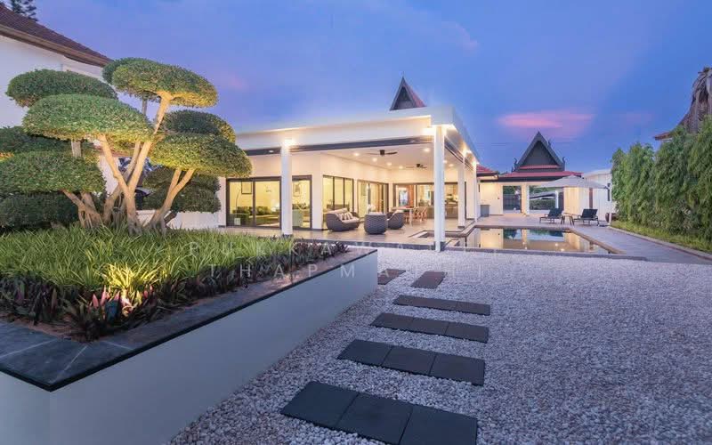 Horseshoe Point, Chon Buri (Pattaya)