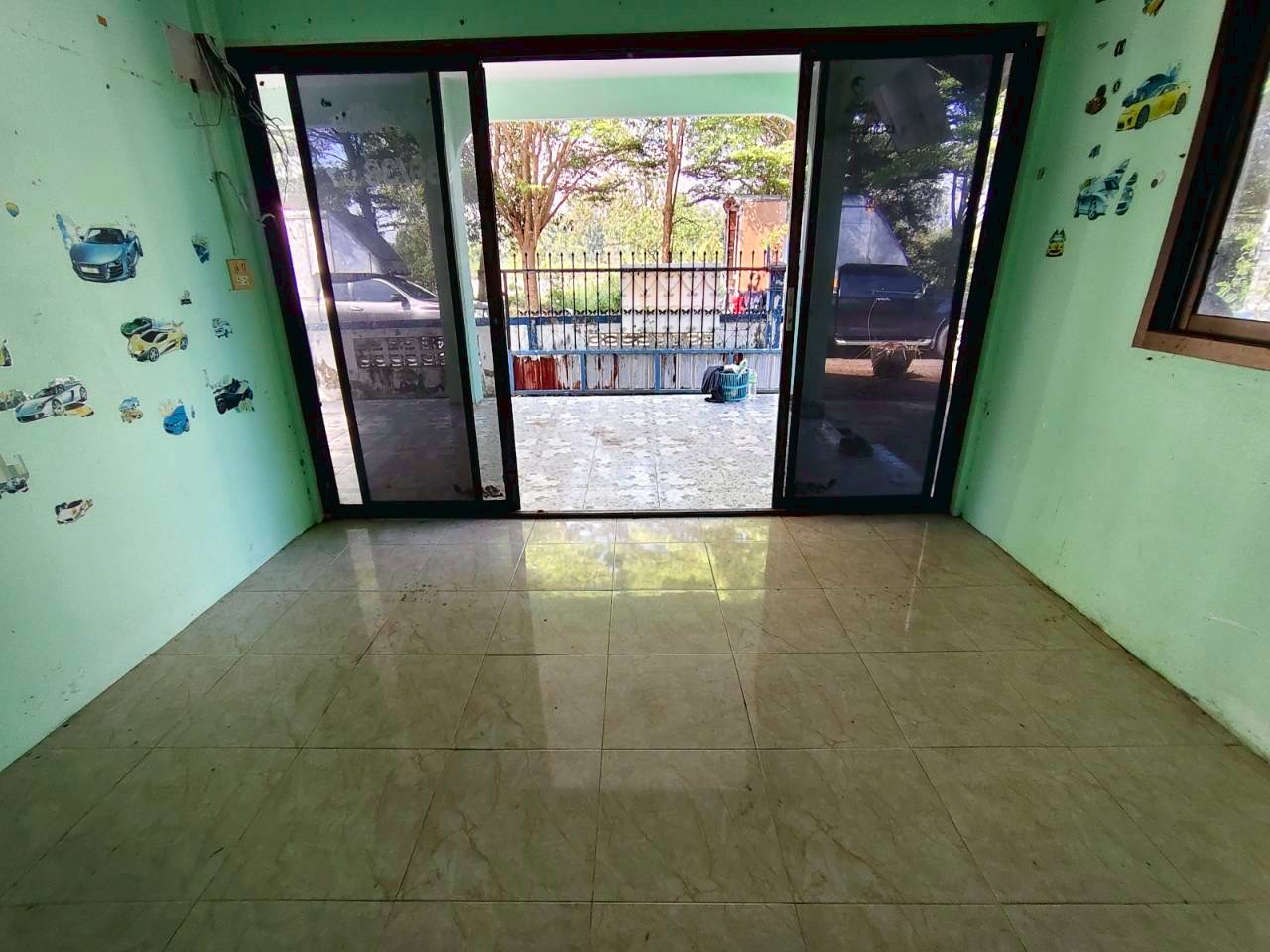 Single House, Charoenrom Project, Garden Ville Rayong