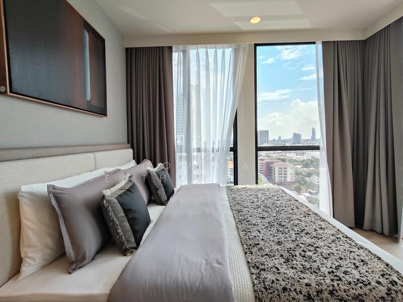 The Issara Sathorn, Bangkok