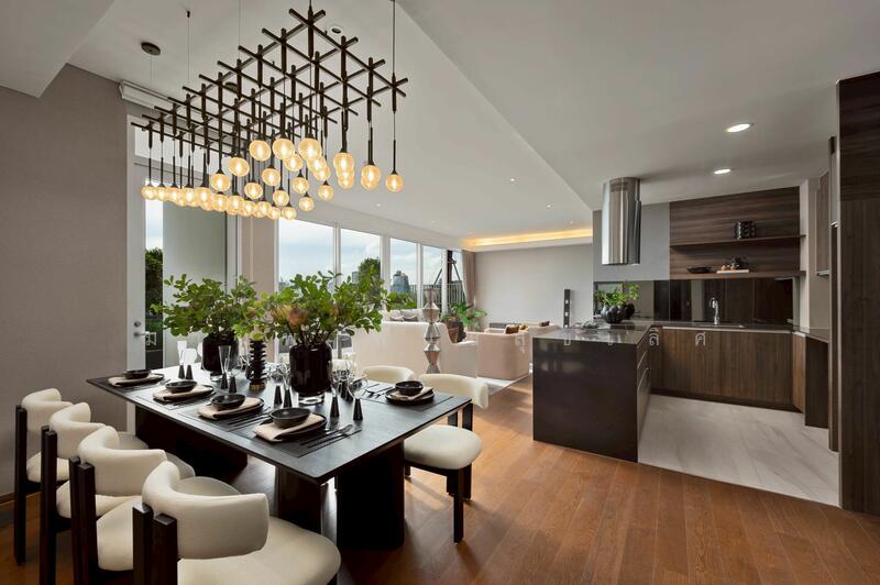 Siamese Exclusive 42, Bangkok