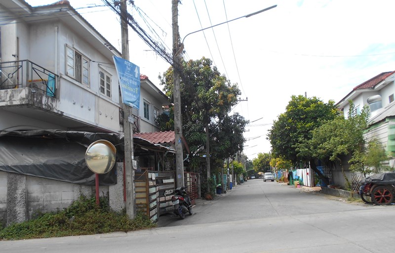 Baan Thanarin