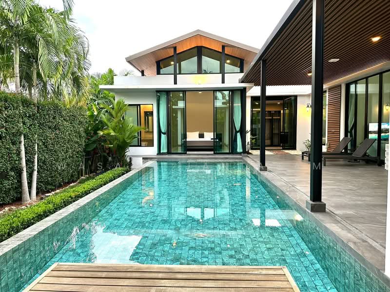 Nai Harn Baan Bua - Baan Varij, Phuket