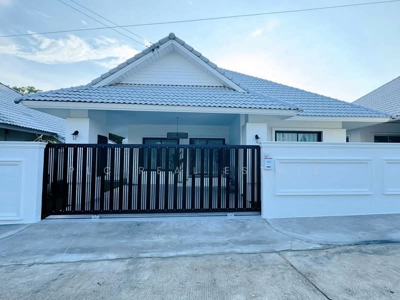 House for Sale Nong Pla Lai Pattaya East 3 Bedrooms Built in, Chon Buri (Pattaya)