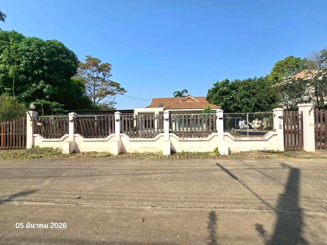 Single-Family Home in Uttaradit, Uttaradit