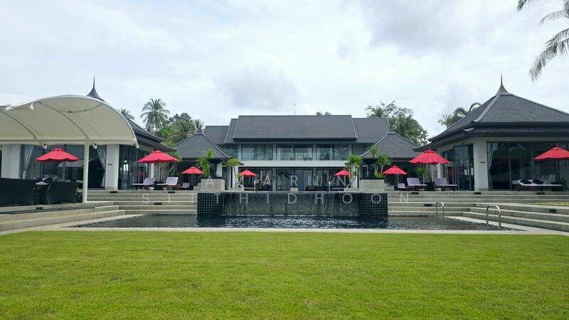 A Luxury Villa Beachfront Retreat, Phangnga