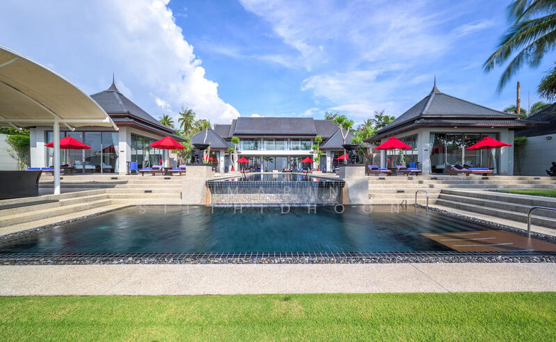 A Luxury Villa Beachfront Retreat, Phangnga