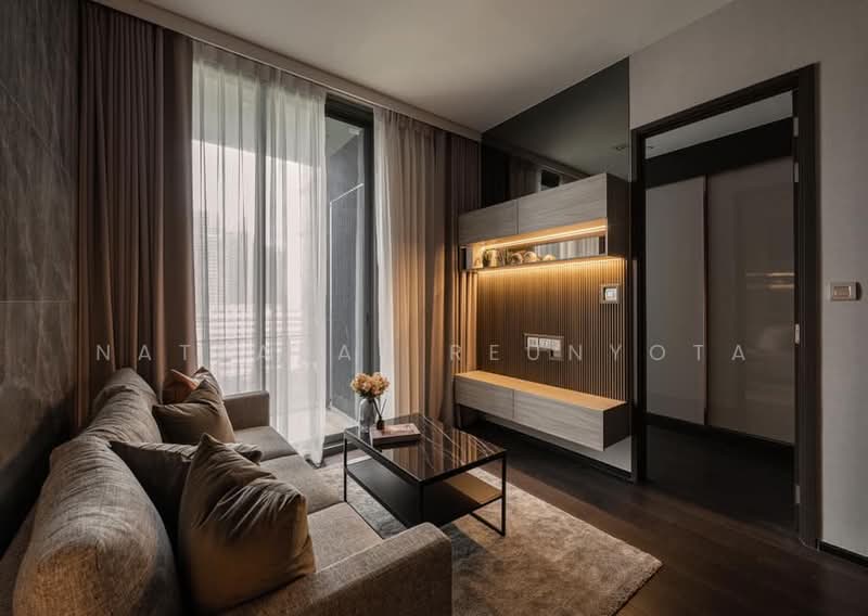 LAVIQ Sukhumvit 57, Bangkok