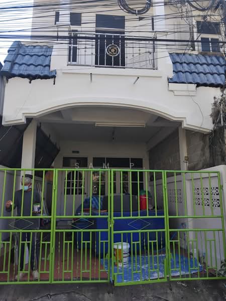 ทาวน์เฮ้าส์ ซอยทหารบก2, Pathum Thani