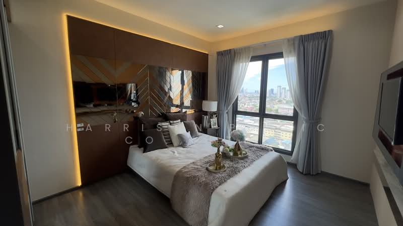 The Rich Sathorn-Taksin, Bangkok
