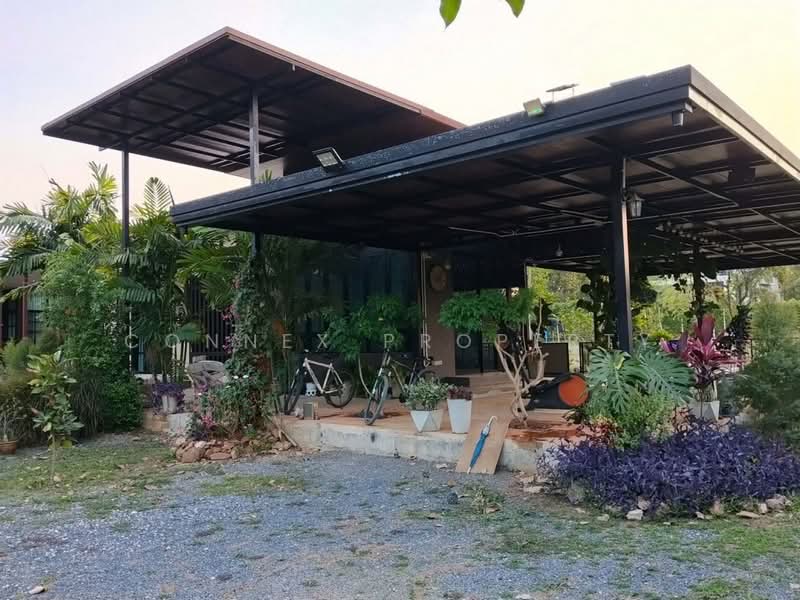 Single-story detached house with a large garden area, Saraburi
