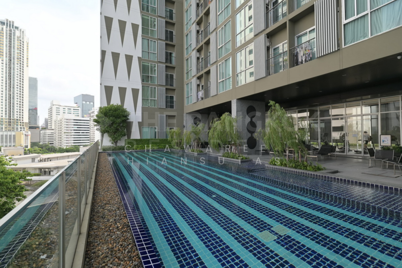 Noble Revolve Ratchada 2, Bangkok