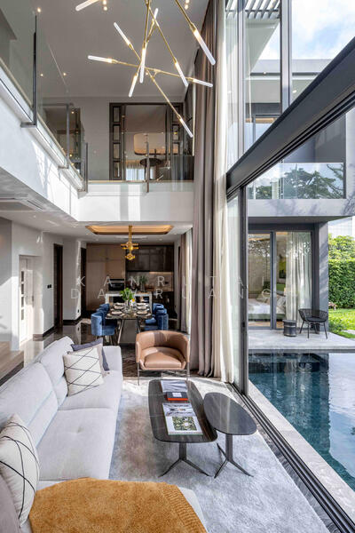 MEKA Ramintra, Bangkok
