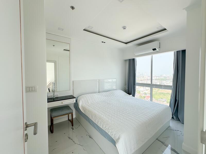 The Empire Tower Pattaya, Chon Buri (Pattaya)