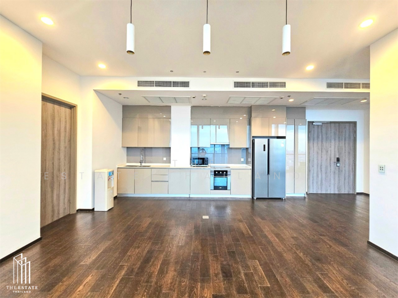 Whizdom Essence, Bangkok