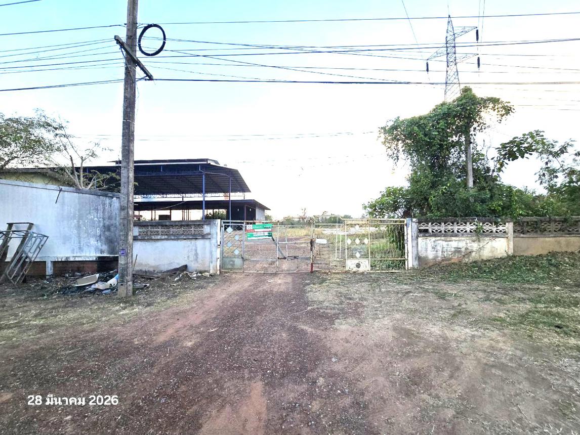 Warehouse at Wang Sai Phun, Phichit