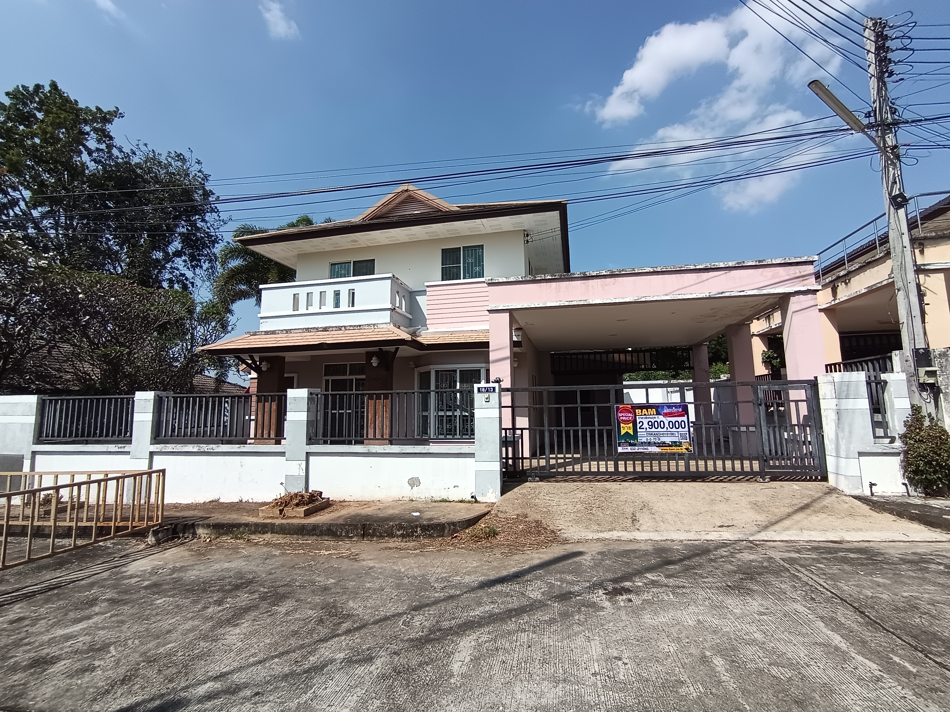 Single-detached house in Pruksa Kanchanaburi 3, Kanchanaburi: Renovated