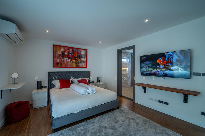 Exquisite Luxury Pool Villa for Sale in East Pattaya, Chon Buri (Pattaya)