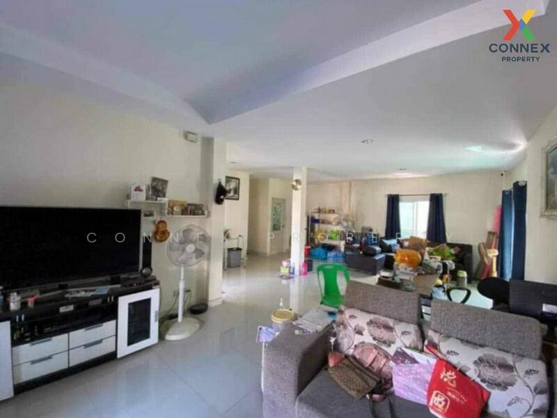 มารวย แหลมฉบัง Marui Lamchabung, Chon Buri (Pattaya)