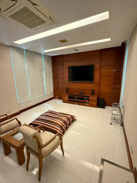 หมู่บ้านชัยพฤกษ์ รามอินทรา-วัชรพล, Bangkok
