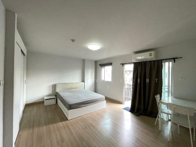 The Escape Condominium, Bangkok
