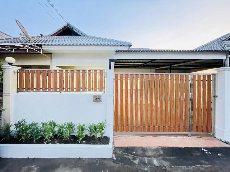 Single-Storey Townhouse for Sale in Khao Noi Area, East Pattaya, Chon Buri (Pattaya)