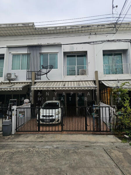 Pleno Ekachai – Kanjanapisek, Bangkok