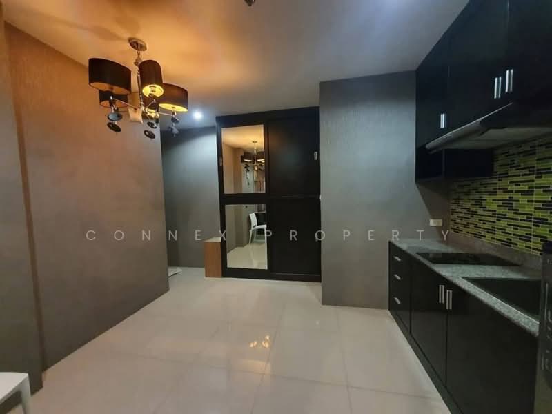 BTS Residence, Bangkok