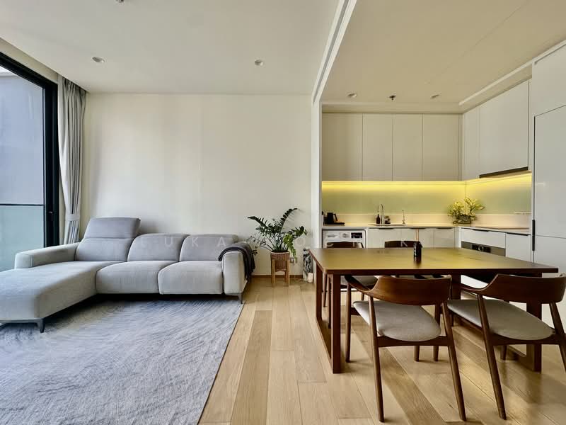 Anil Sathorn 12, Bangkok