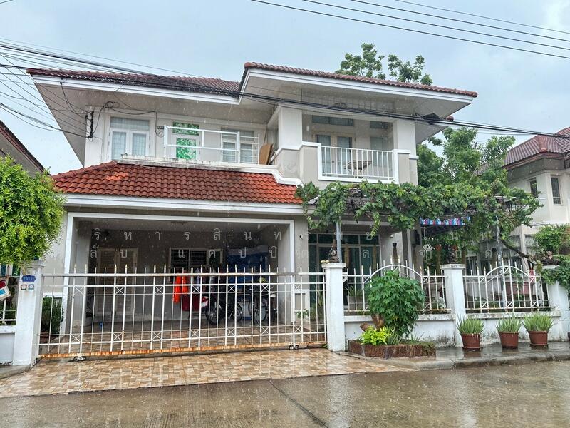 บ้านฟ้ากรีน, Pathum Thani