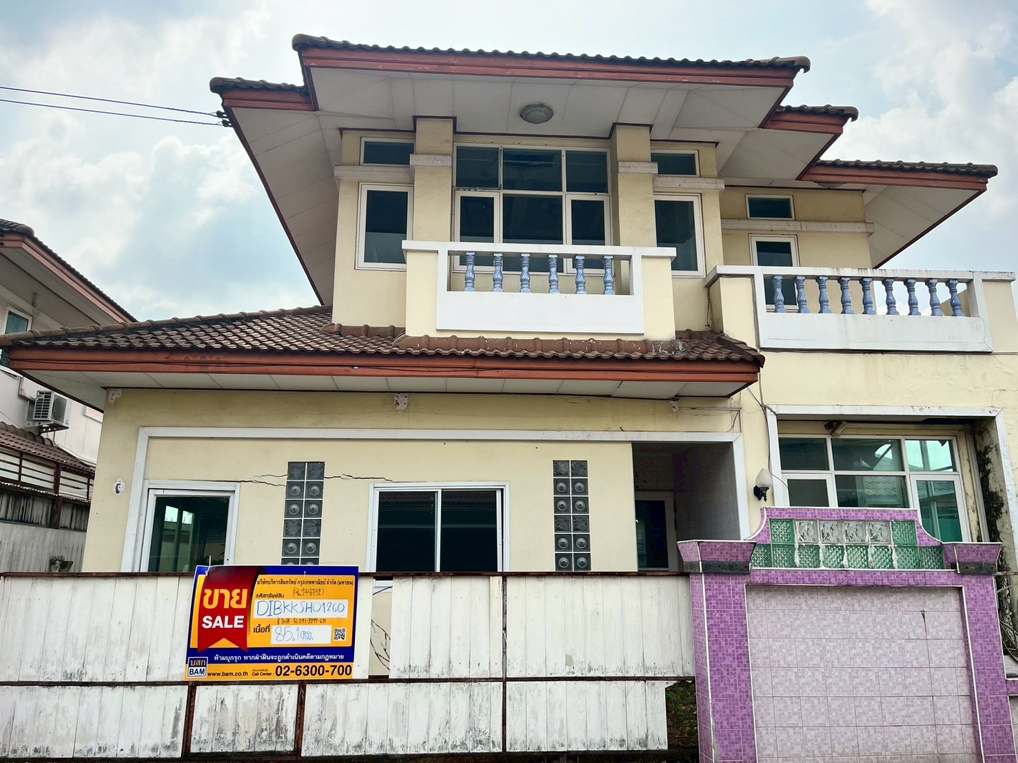 Single-family detached house, 2-storey, located in Faa Kreen Park, Bang Kapi.