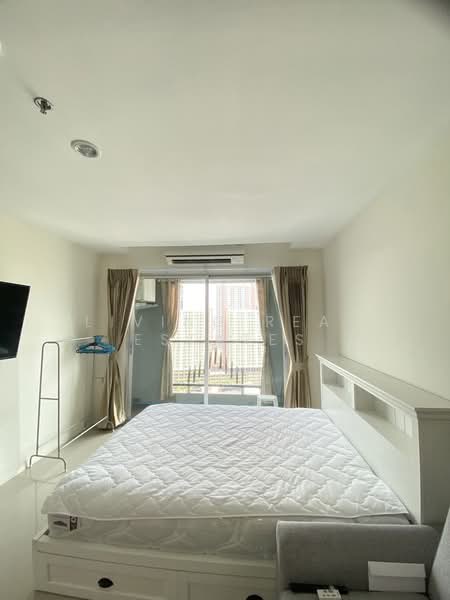Asakan Place Srinakarin, Bangkok