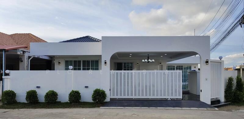 Corner Detached House for Sale Pronprapanimitr, Near Reservoir, Chon Buri (Pattaya)