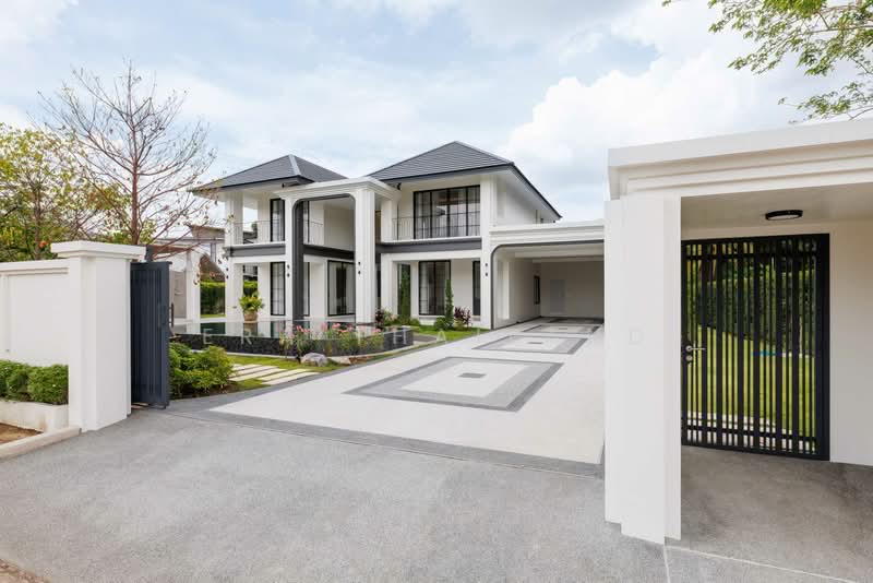 Super Luxury Pool Villa ระดับคฤหาสน์ โซนสารภี เชียงใหม่, Chiang Mai