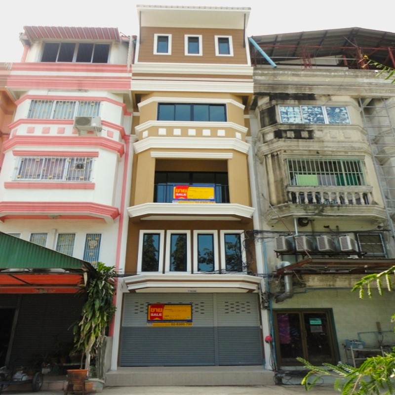 Commercial Building, Amrin Niveshaan 3 Project, Bang Khen District