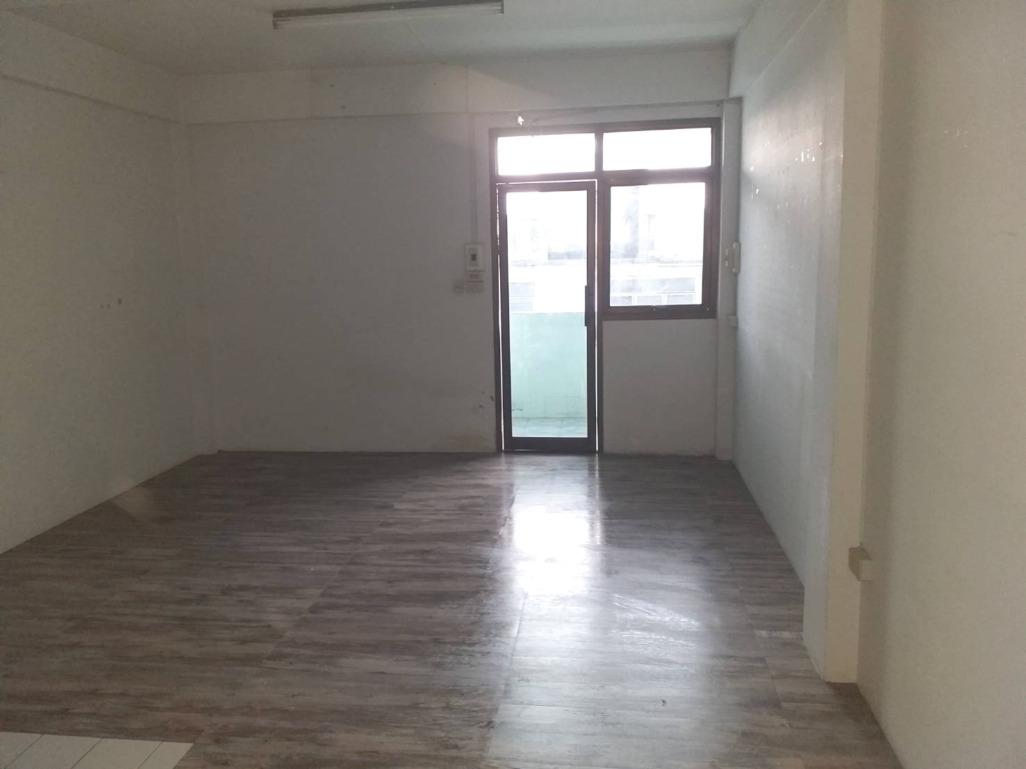 Condominium project at So Suk, Nonthaburi
