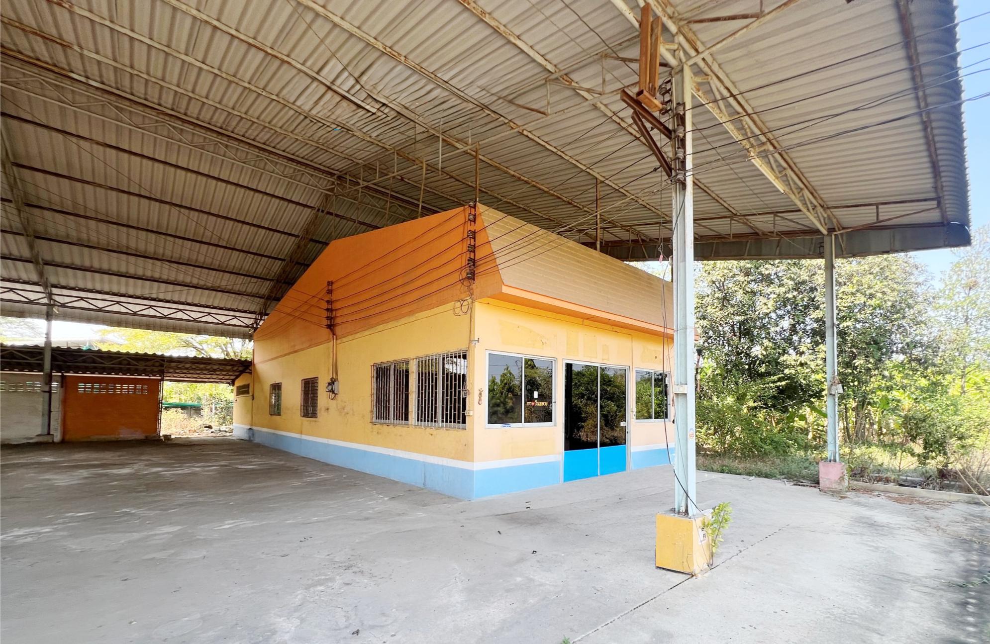 ที่ดินพร้อมสิ่งปลูกสร้าง เมืองนครปฐม