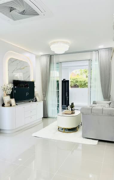 Pool Villa for Sale East Pattaya 3 Bedroom Private Pool, Chon Buri (Pattaya)