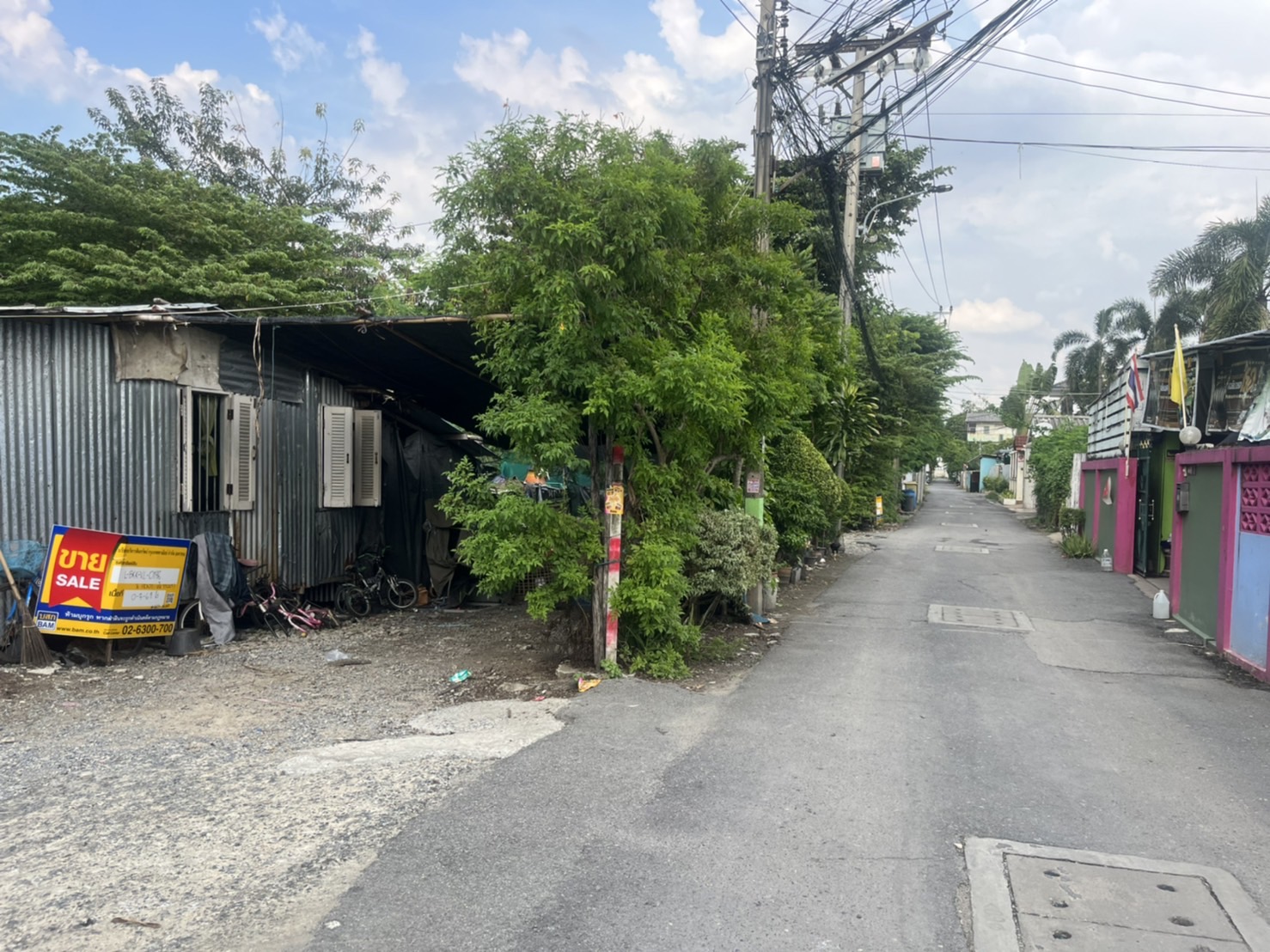 ที่ดินเปล่า ทุ่งสองห้อง