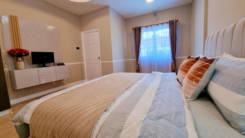 2 Storey Townhome 3 bedrooms in Central Pattaya (Seaside Area), Chon Buri (Pattaya)