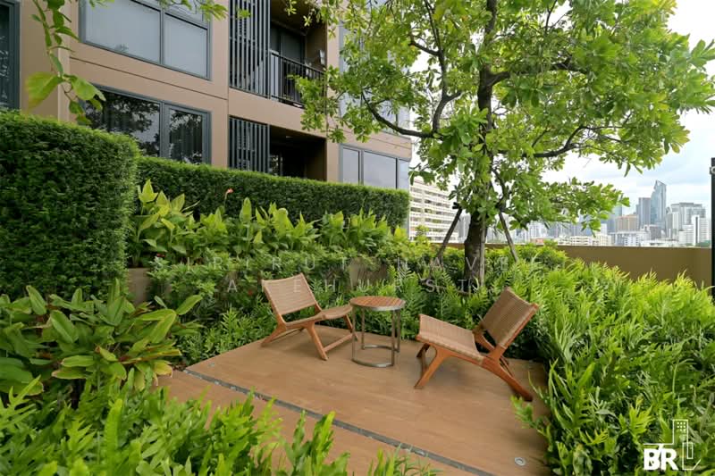 Oka Haus Sukhumvit 36, Bangkok