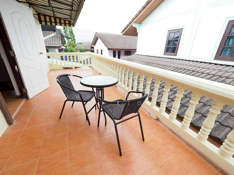 Selling a second-hand detached house in Sriracha, cheap price, large house, 2 floors, Chon Buri (Pattaya)