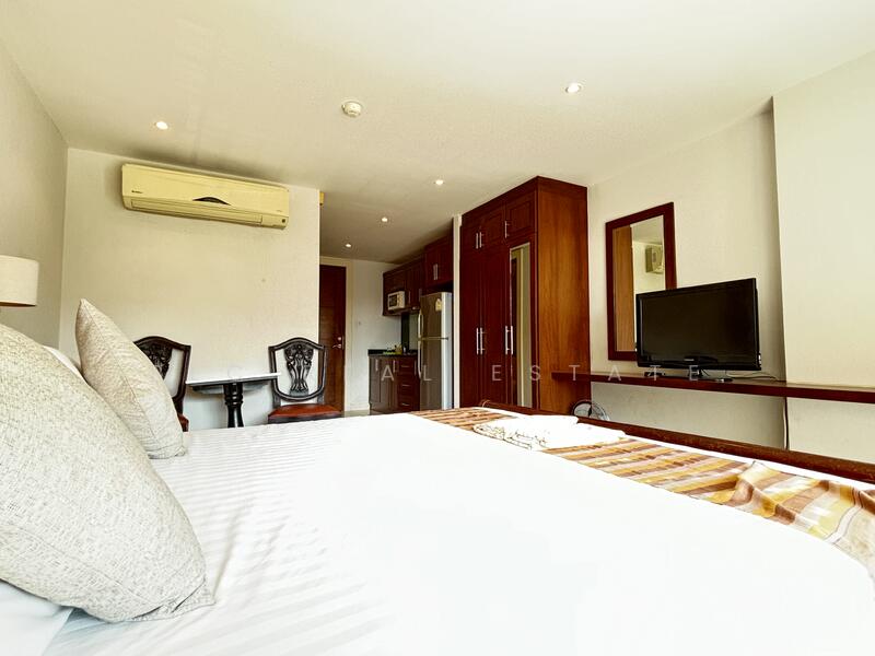 Jomtien Beach Condo, Chon Buri (Pattaya)