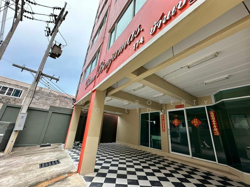 For sale, for rent, dormitory business in the heart of Sriracha city., Chon Buri (Pattaya)