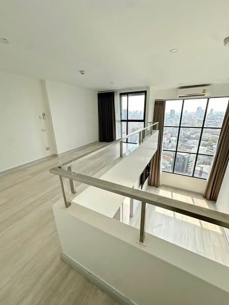 Knightsbridge Prime Sathorn, Bangkok