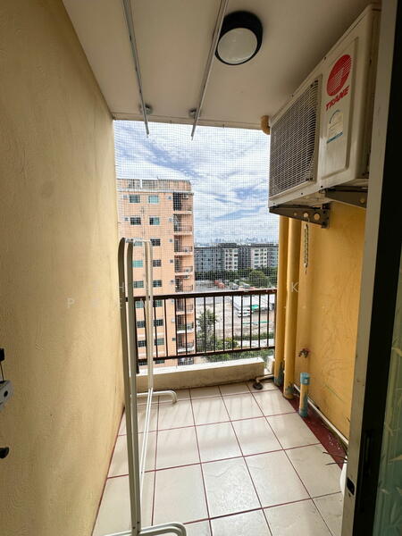 City Home Srinakarin, Bangkok