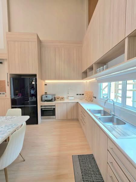 Pool Villa 3 bedroom for Sale in East Pattaya, Chon Buri (Pattaya)