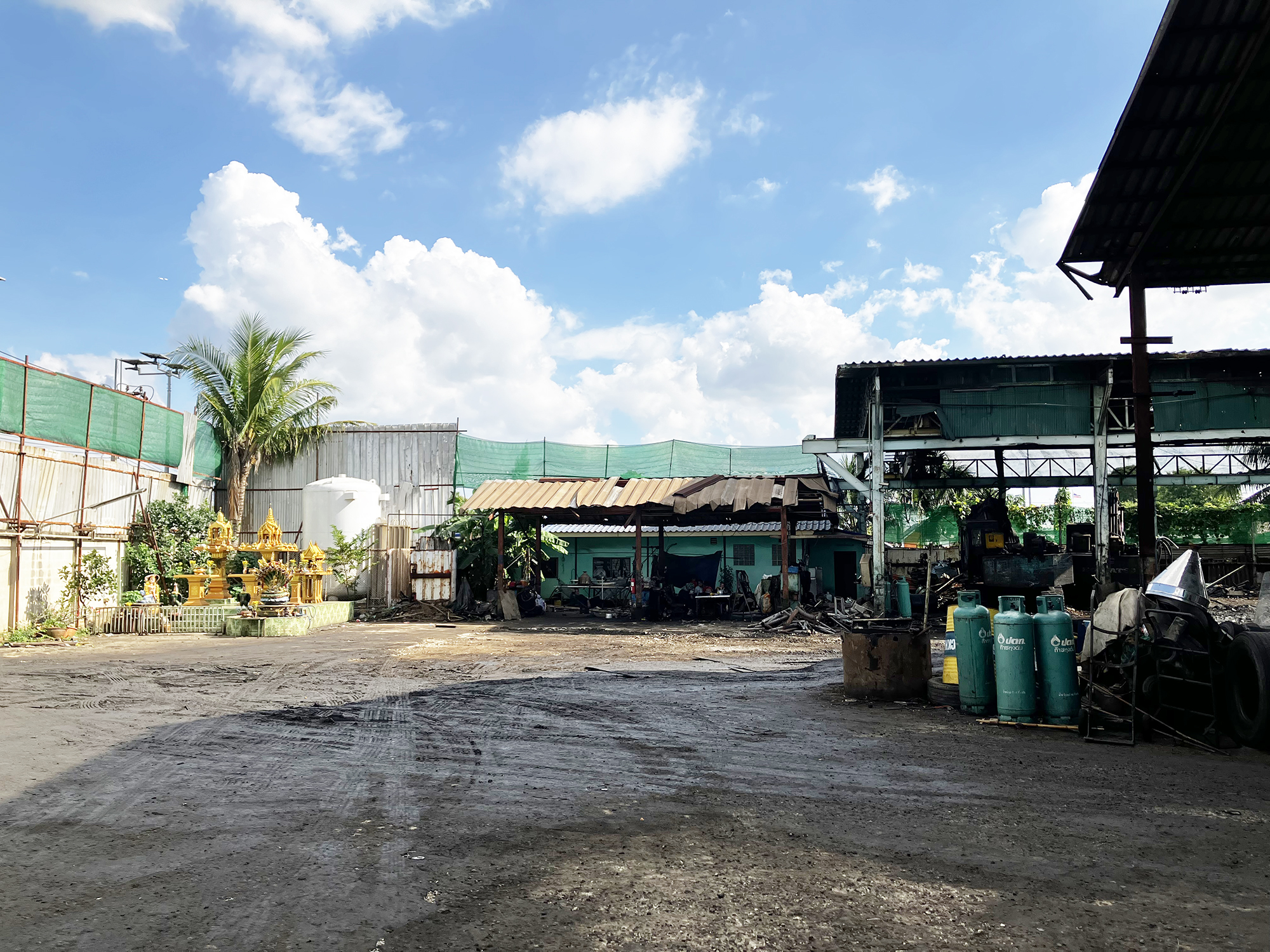 Industrial Factory with Land in Samut Prakan